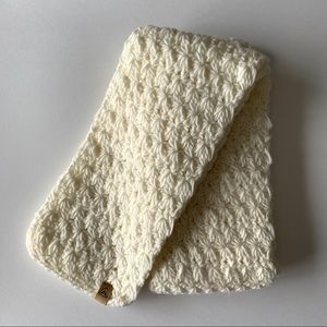 🤍2/$20 *Like New* Firefly Knit Scarf